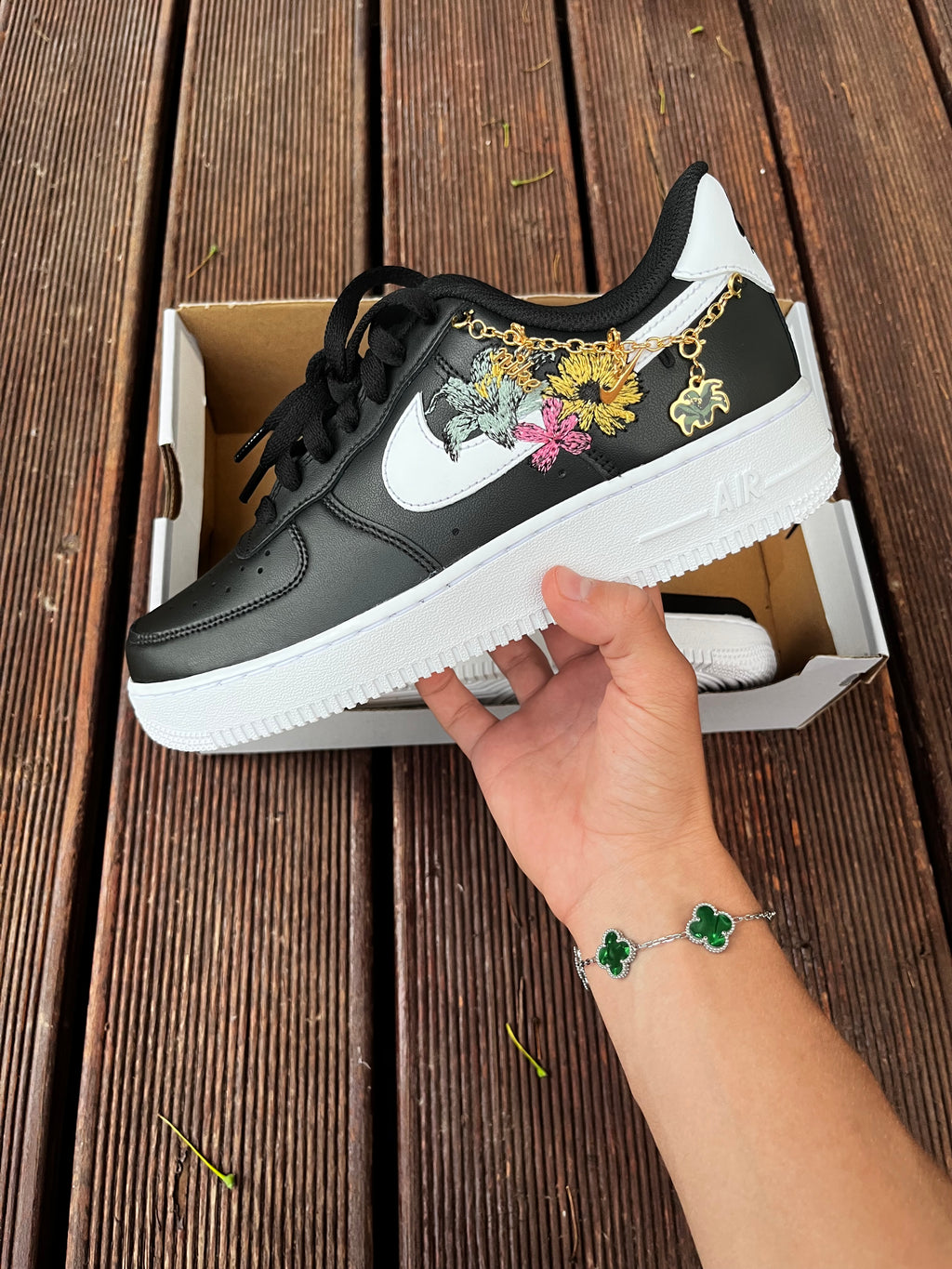 Nike Air Force 1 Low Flowers