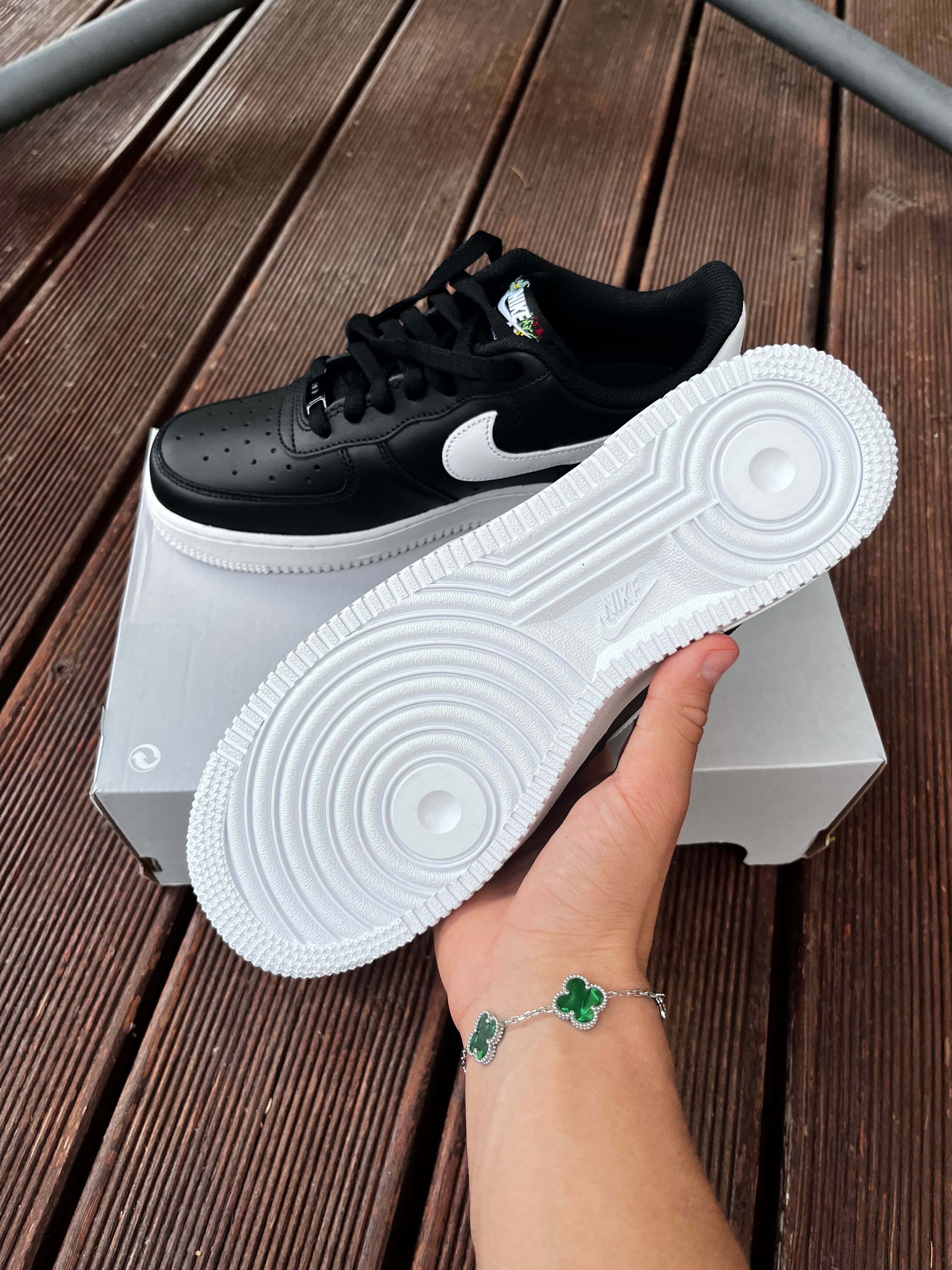 Nike Air Force 1 Low Flowers