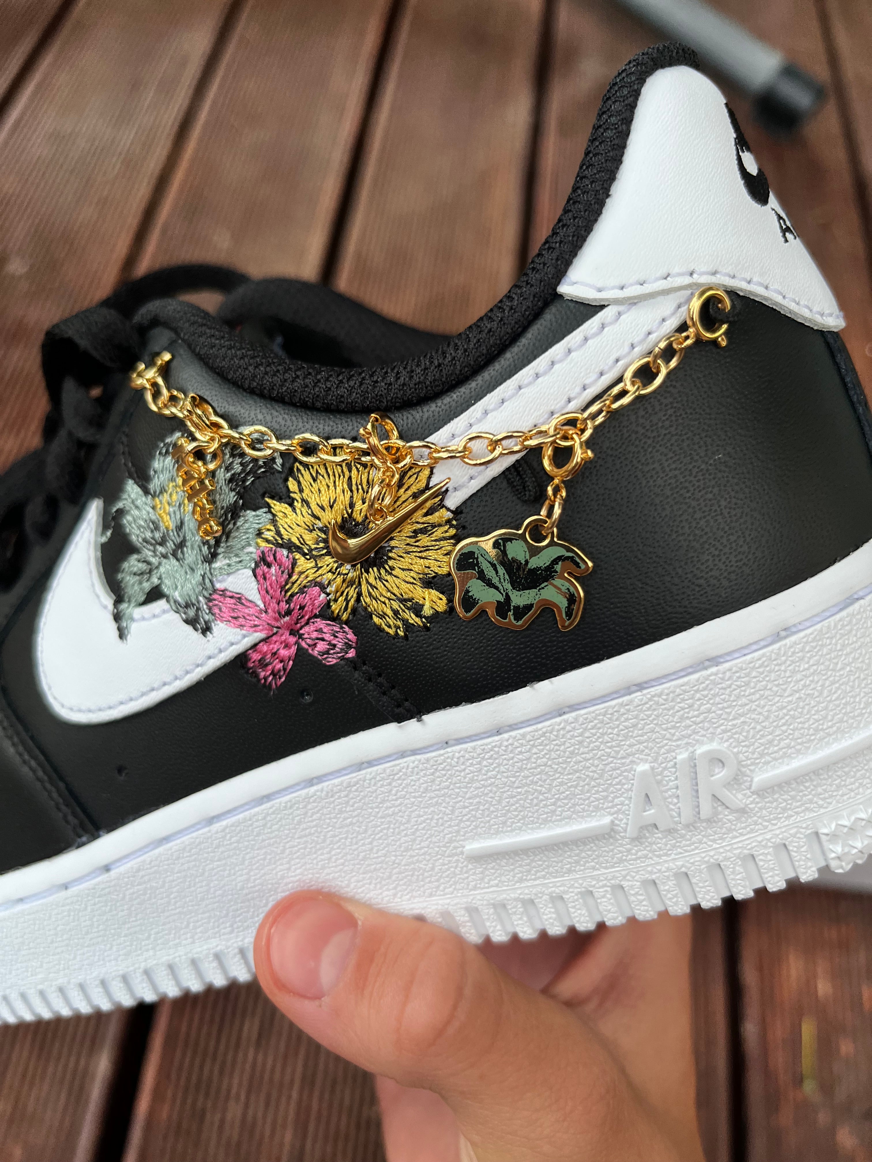 Nike Air Force 1 Low Flowers