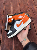 Nike Jordan 1 Mid Orange